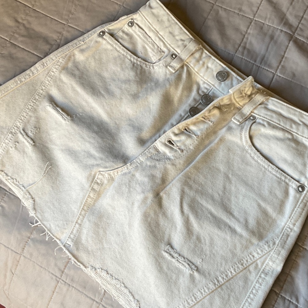 We The Free Cream Button-Front Denim Skirt